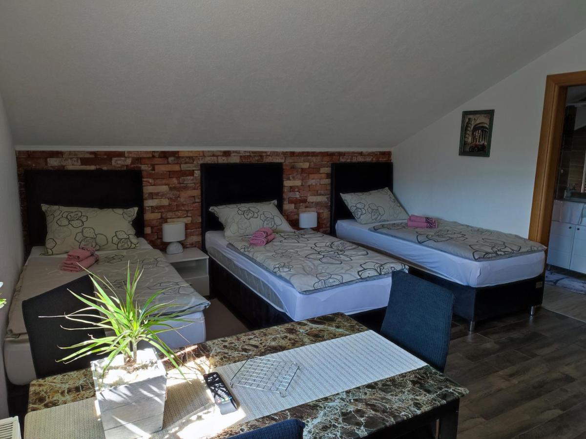 Apartman Toni Gračac 외부 사진