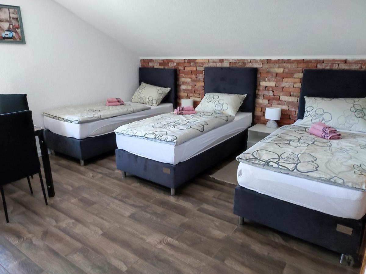 Apartman Toni Gračac 외부 사진