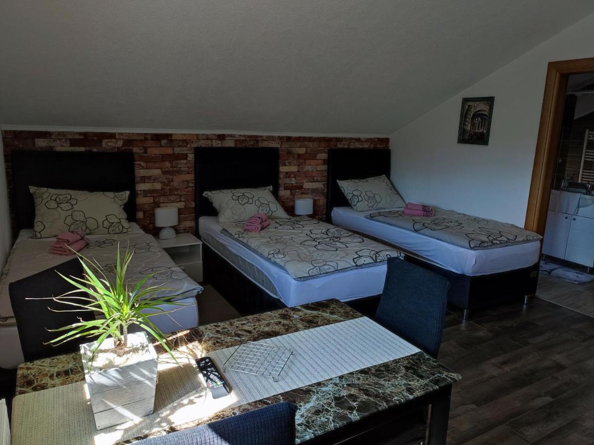 Apartman Toni Gračac 외부 사진