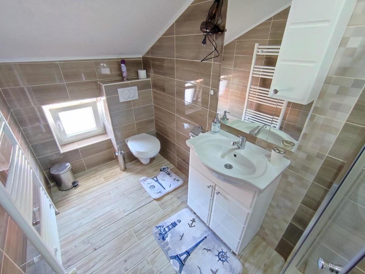 Apartman Toni Gračac 외부 사진