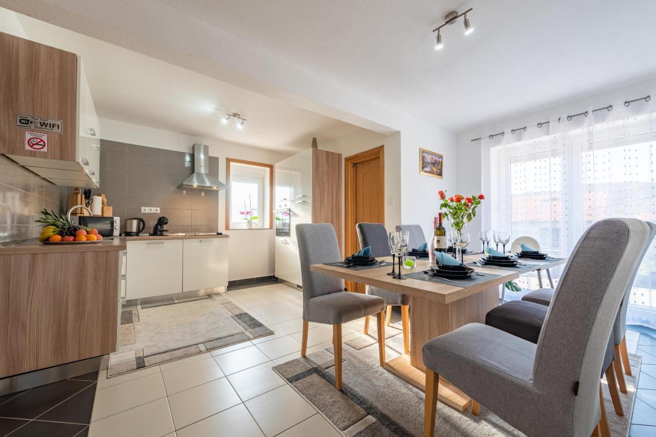 Apartman Toni Gračac 외부 사진