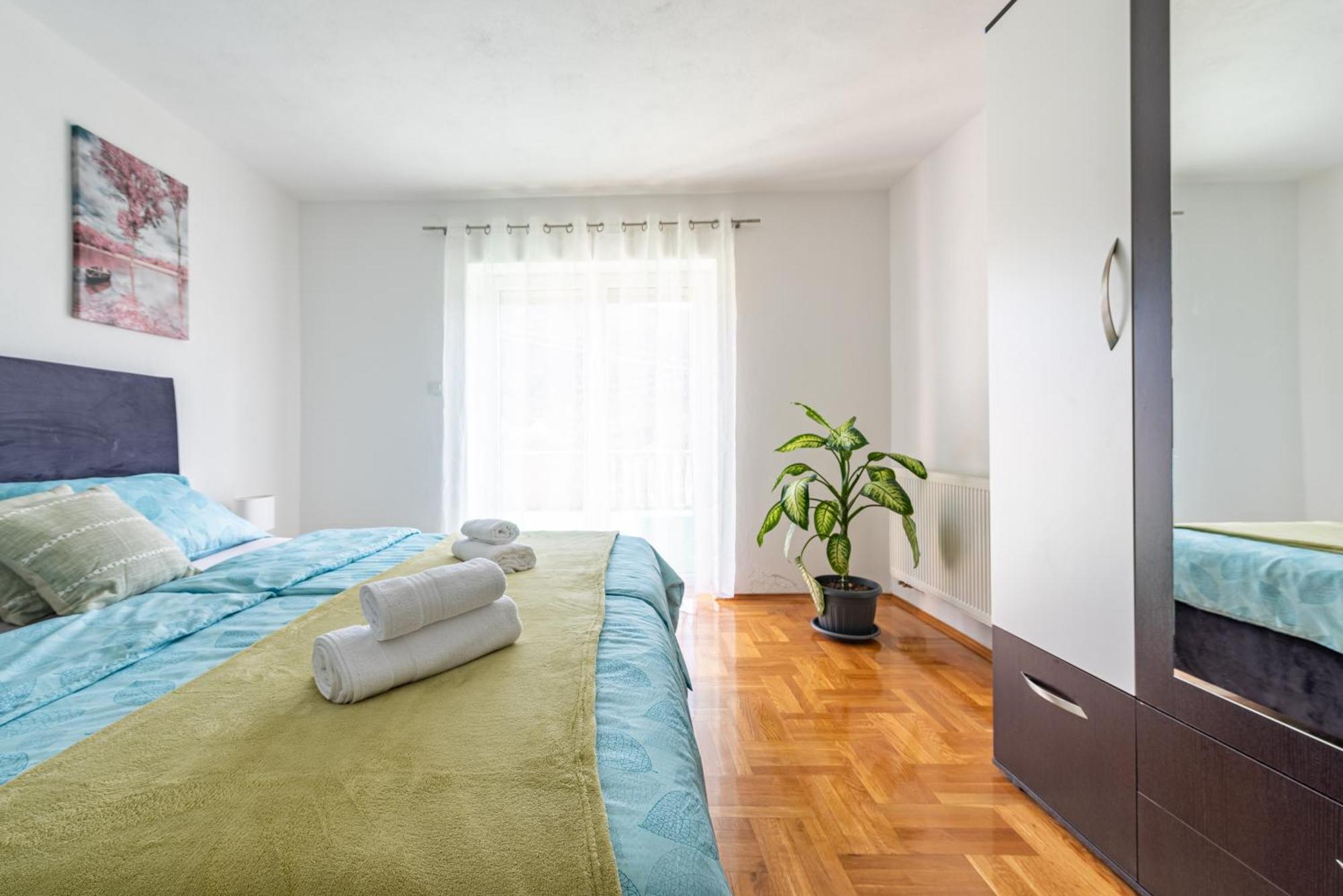Apartman Toni Gračac 외부 사진